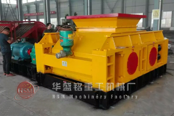 購買大型雙齒輥破碎機時要關注哪幾點