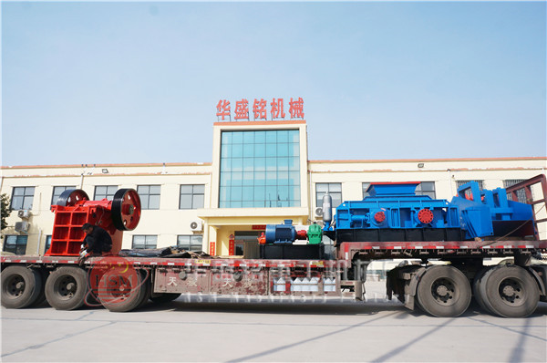 1212液壓對輥破碎機(jī)發(fā)貨西西藏普蘭縣