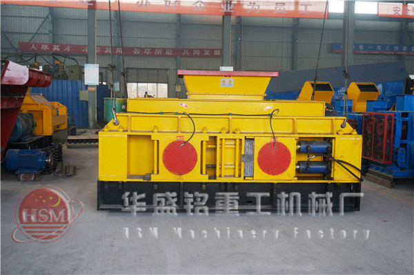 大型對(duì)輥破碎機(jī)成套設(shè)備哪個(gè)廠家有賣的